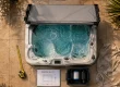 Jacuzzi 2 places sur terrasse, vue dimensions et confort